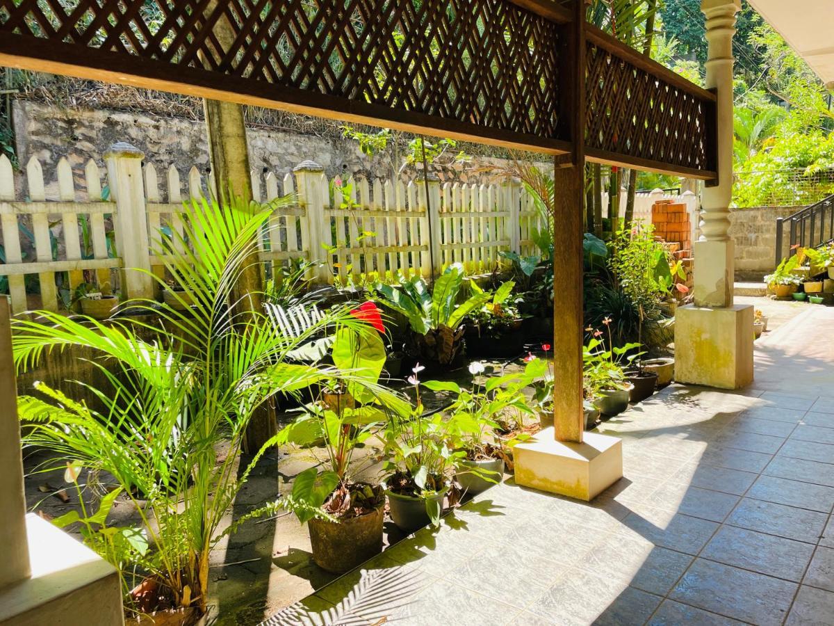 Unique Villa Kandy Buitenkant foto